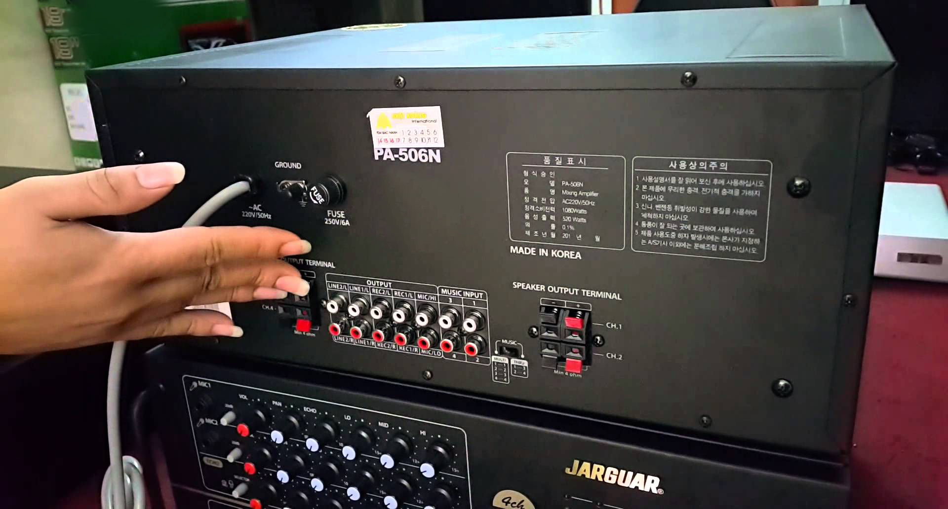 Ampli Karaoke JARGUAR PA-506N - thiết kế tinh tế, âm thanh tuyệt hảo